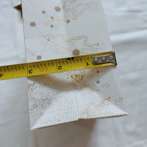 Dior Paper Bag with Dior Charm - Picture 8 of 8